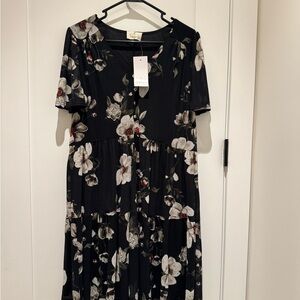 Floral Black Dress vacation Hawaiian cruise flowy flutter sleeve size M